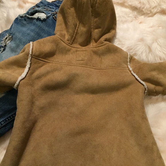 Kids 5t old navy coat - Picture 3 of 5